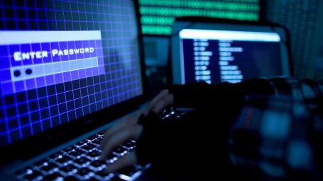 В Черновицкой области братья продавали конфиденциальную информацию в Интернете