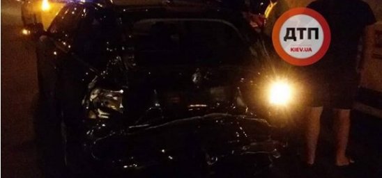 В Киеве столкнулся автомобиль Skoda столкнулся с фурой DAF. Есть пострадавшие