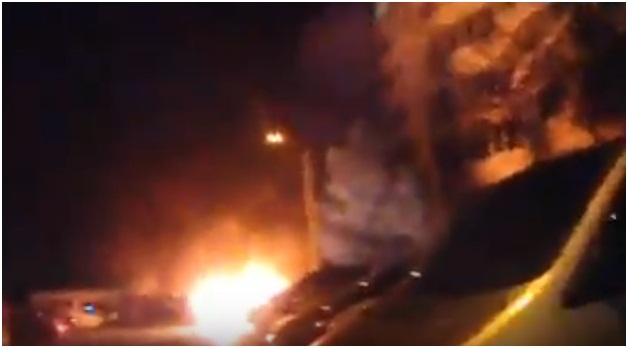 Появилось видео горящего автомобиля в Одессе