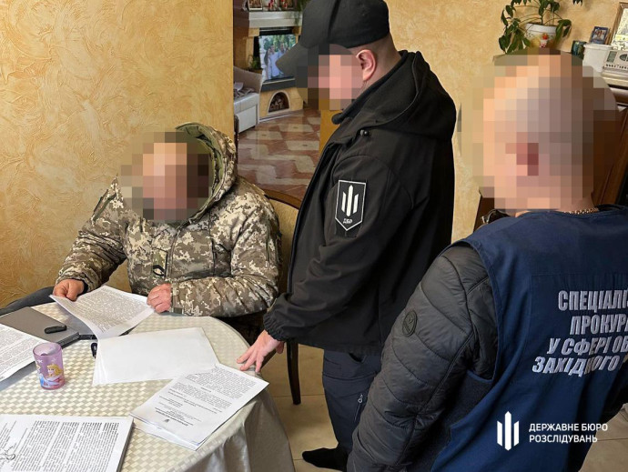 На Волині викрили п’ятьох прикордонників, які допомагали чоловікам незаконно виїхати за кордон