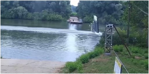 З’явилося відео карколомної аварії з катером на річці Тиса