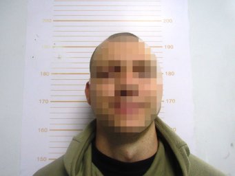 У Києві чоловік вдарив підлітка ножем