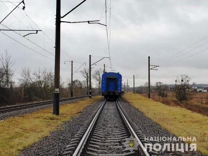 В Пустомытах поезд сбил пожилого мужчину