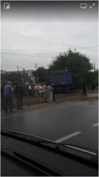 В Бобрке произошло ДТП - у грузовика отказали тормоза