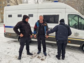 В Киеве мужчина изнасиловал крестницу