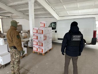 Прикордонники та детективи БЕБ припинили діяльність підпільних цехів. З'явилося відео