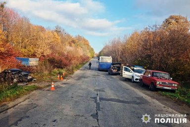 В ДТП в Хмельницкой области пострадали три человека
