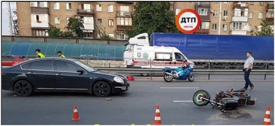В Киеве произошло серьезное ДТП. Есть пострадавшие