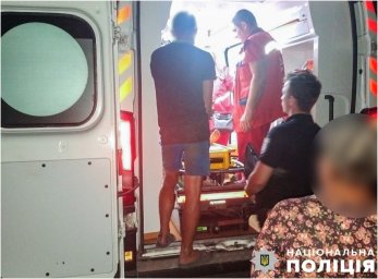 В селі Ламане дитина впала з обриву біля річки