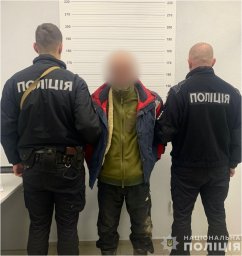 Мешканець села Оноківці намагався підпалити майно ужгородця. З’явилося відео