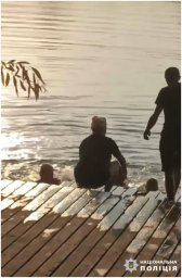 В Бучі дорослий чоловік намагався втопити підлітка В Бучі дорослий чоловік намагався втопити підлітка