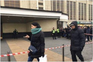 В Киеве «минировали» железнодорожный вокзал