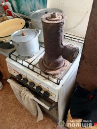 В Винницкой области полиция выясняет обстоятельства смерти мужчины и двоих детей