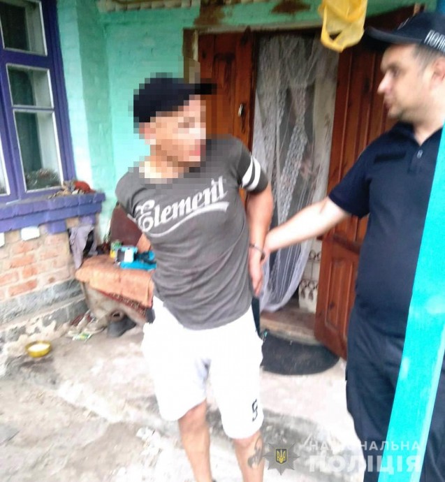 В Липовце мужчина ограбил бывшую возлюбленную