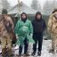 Прикордонники врятували двох донеччан, які ледь не замерзли у горах