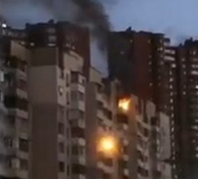 В Киеве на улице Драгоманова пожар в жилом доме