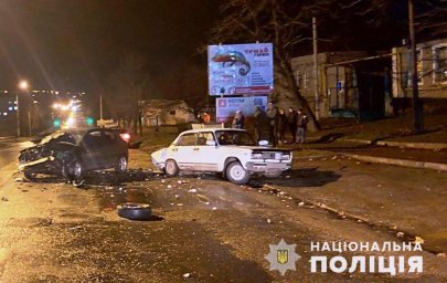 В Вознесенске в ДТП пострадали два человека