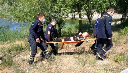 В Энергодаре мужчина получил травму, упав в пустой фонтан