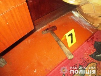 В Ромнах мужчина убил жену и покончил с собой
