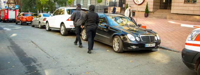 В Киеве мужчина умер за рулем автомобиля