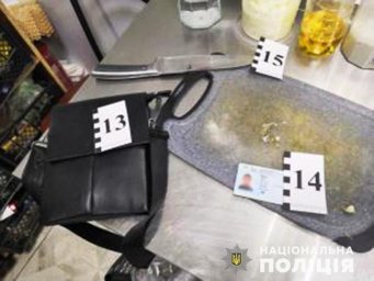 В Доброполье мужчина убил отца в кафе В Доброполье мужчина убил отца в кафе