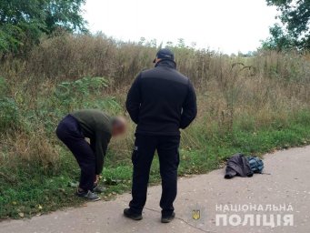 В Глухове мужчина задушил своего малолетнего сына