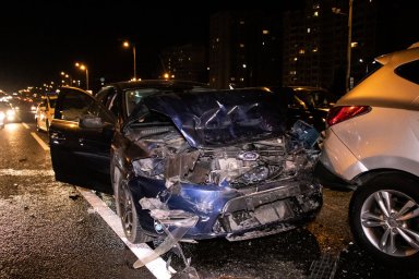 В результате крупного ДТП В Киеве пострадала женщина