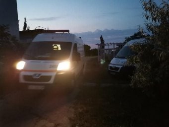 В курортной Кирилловке более полусотни людей с нескольких баз отдыха попали в больницу