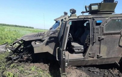 На Донбассе подорвался автомобиль ВСУ. Ранены 10 человек