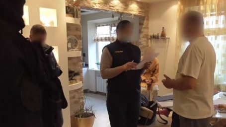 ​Под Днепром банда педофилов насиловала детей и продавала видео в интернете