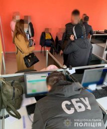​В Одессе копы накрыли подпольный колл-центр