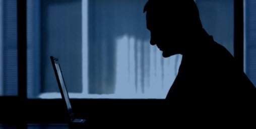 ​В Запорожье работник СМИ насиловал 3-летнюю девочку "ради журналистского расследования"
