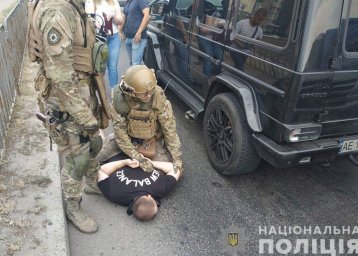 ​На Днепропетровщине накрыли банду, продававших несуществующие автомобили