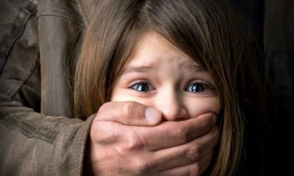 В Киеве мошенник выманил у 9-летнего мальчика 700 тысяч гривен на спасение мамы