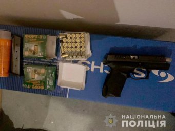 ​За хулиганские действия в общежитии полицейские Днепра задержали 34-летнего местного жителя