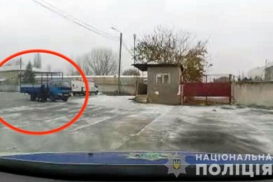 ​На Одесщине мужчина устроил дебош на почте и попытался удрать от копов