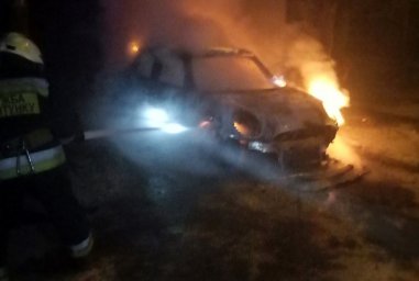 ​В Днепре сгорел автомобиль