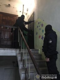 ​В Днепре полицейские прекратили работу двух онлайн порностудий