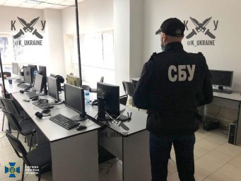 ​В Виннице накрыли деятельность сети call-центров
