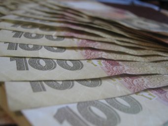 ​В киевском ресторане из сумки девушки вытащили крупную сумму