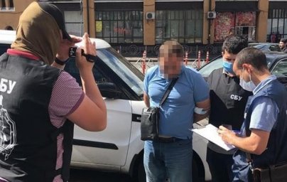 ​В Киеве на взятке в $70 тысяч погорел чиновника ГСЧС