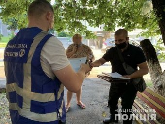 ​В Киеве 2-летняя девочка отравилась алкоголем