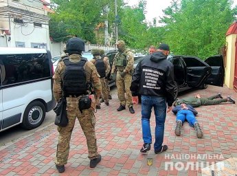 ​В Одессе копы накрыли псевдо центр помощи нарко/алкозависимых