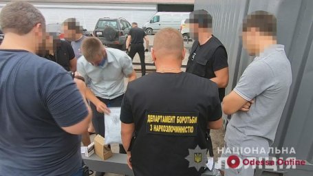 В Одессе задержали крупного наркодилера В Одессе задержали крупного наркодилера