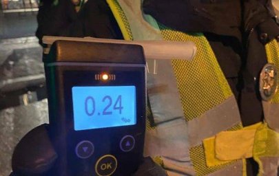 ​В столице пьяная девушка угнала машину знакомого, чтобы посмотреть на елку