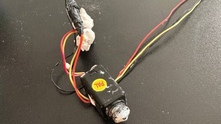 У квартирі посадовця НАБУ знайшли пристрої для таємного стеження