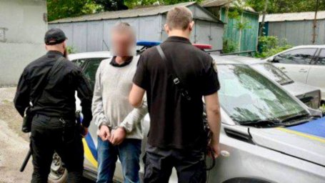 У Дніпрі засудили чоловіка, який ножем поранив 25-річну дівчину