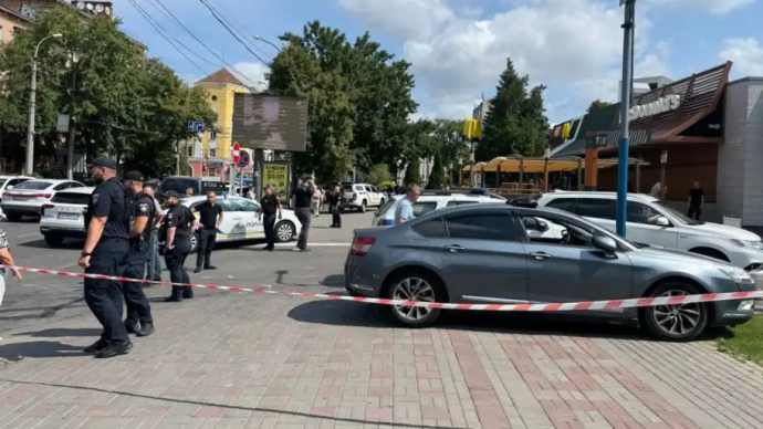 У Черкасах у McDonalds сталася стрілянина