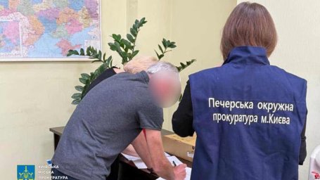 У Києві судитимуть заступницю директорки Театру оперети за закупівлю димових генераторів із переплатою