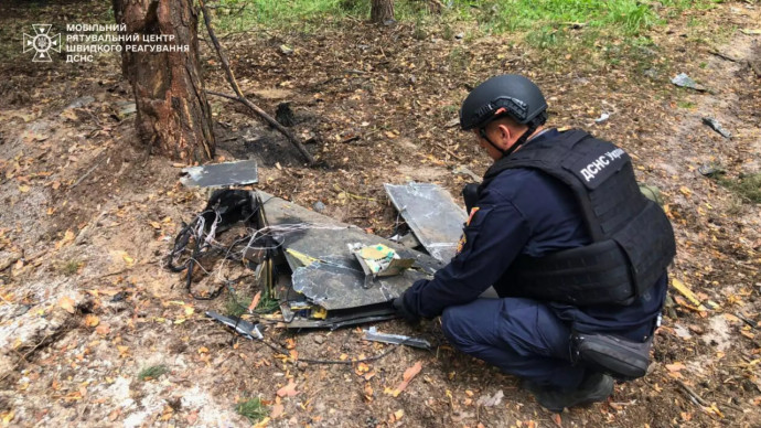 На Київщині знайшли уламки ворожого дрона «Герань-2»